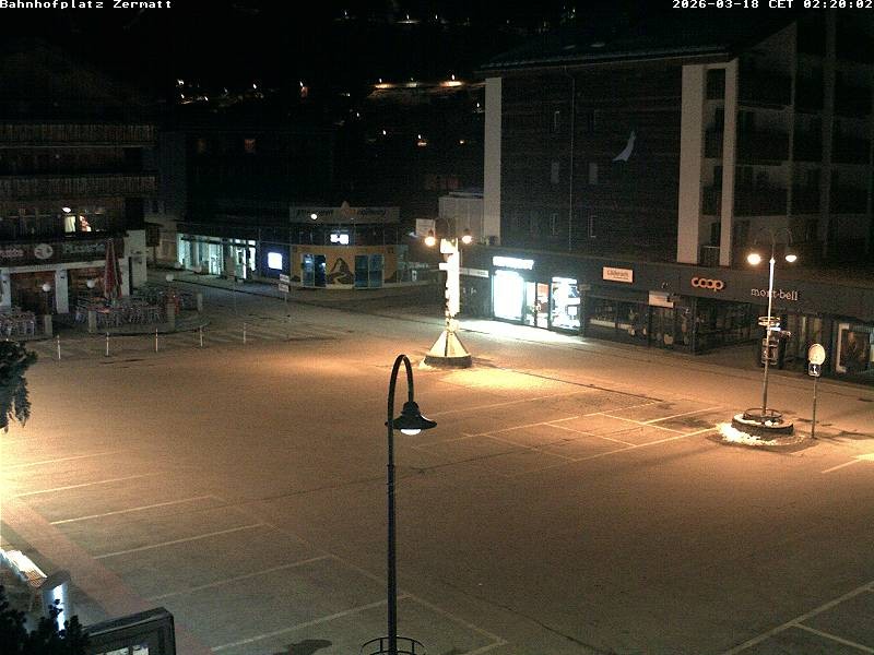 Archived image Webcam Zermatt Railway station