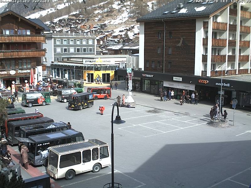 Archived image Webcam Zermatt Railway station