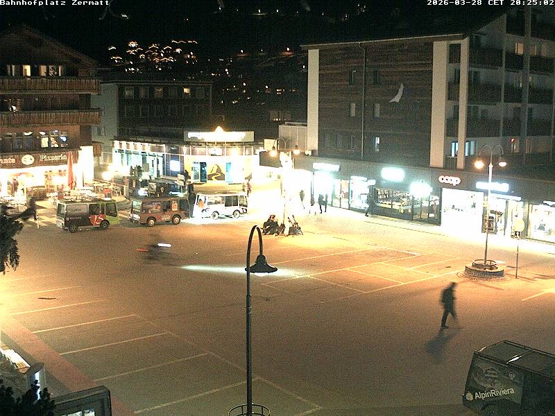 Archived image Webcam Zermatt Railway station