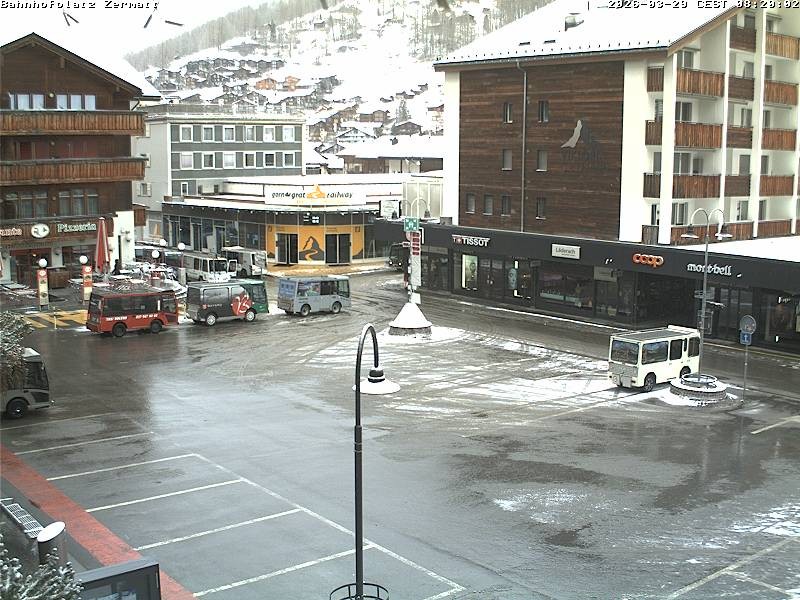 Archived image Webcam Zermatt Railway station