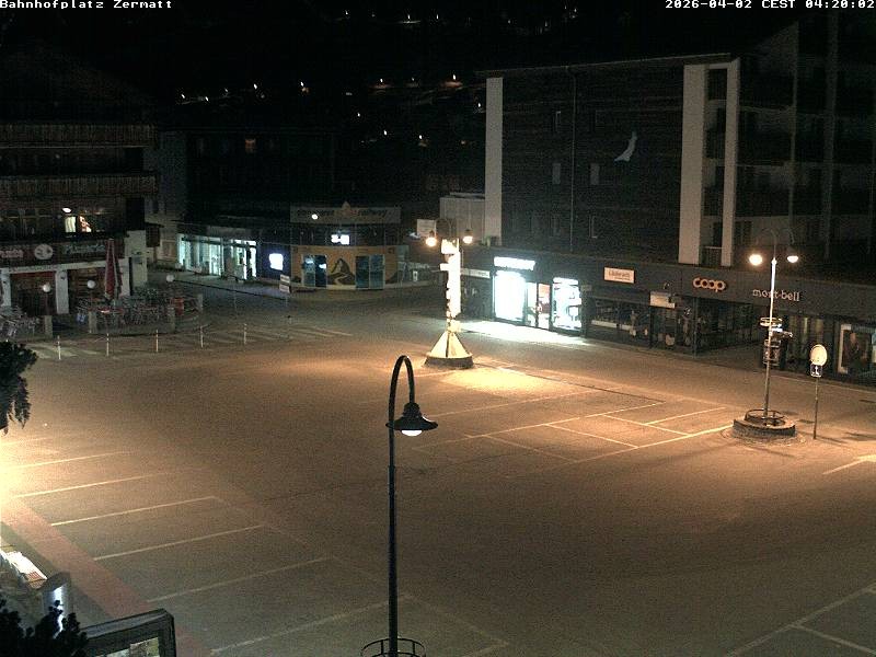 Archiv Foto Webcam Zermatt Bahnhofplatz