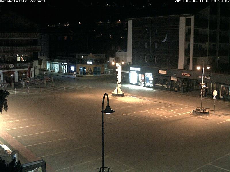 Archiv Foto Webcam Zermatt Bahnhofplatz