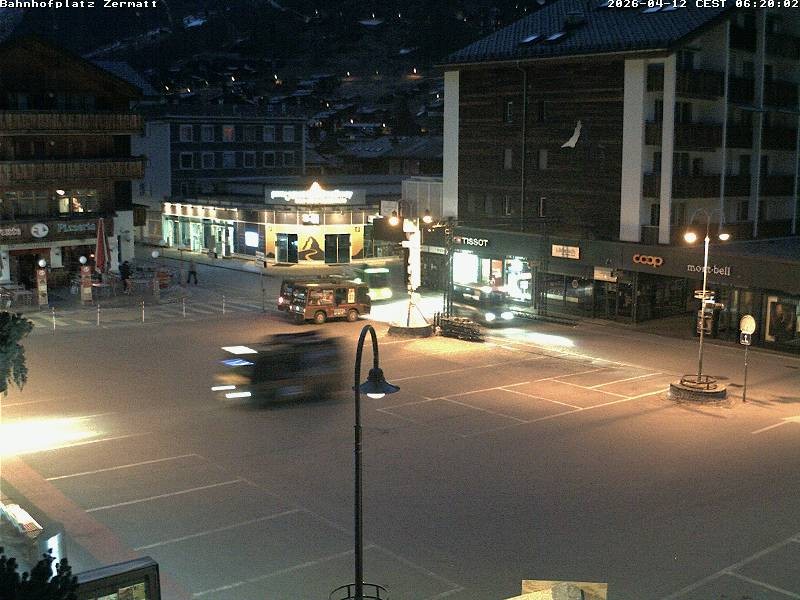 Archived image Webcam Zermatt Railway station