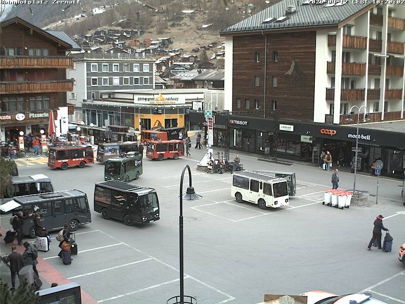 Archived image Webcam Zermatt Railway station