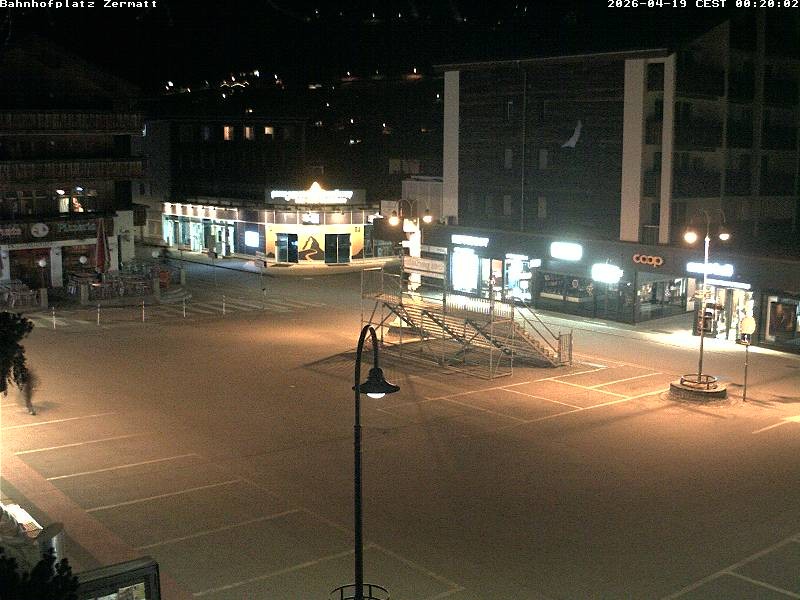 Archived image Webcam Zermatt Railway station