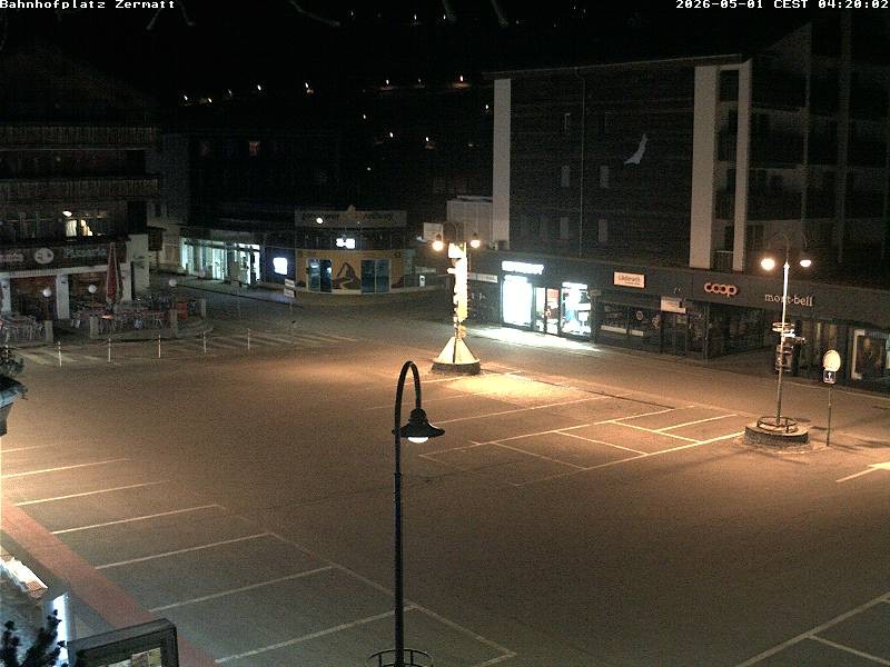 Archiv Foto Webcam Zermatt Bahnhofplatz