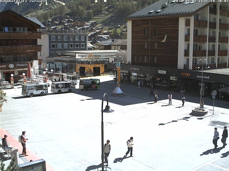 Archived image Webcam Zermatt Railway station