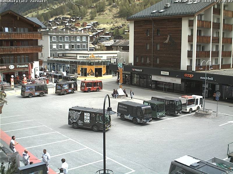 Archived image Webcam Zermatt Railway station