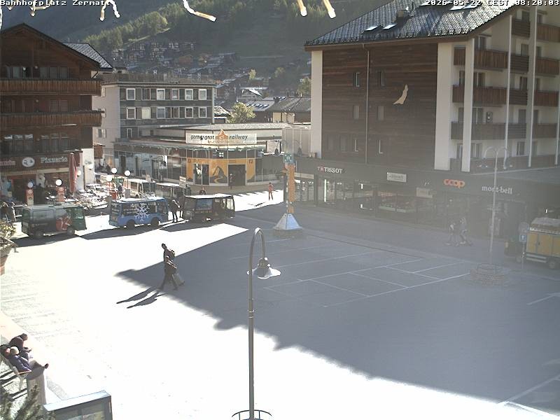 Archived image Webcam Zermatt Railway station