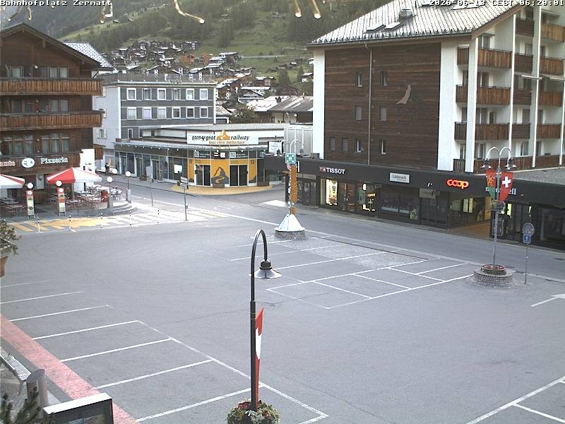 Archived image Webcam Zermatt Railway station