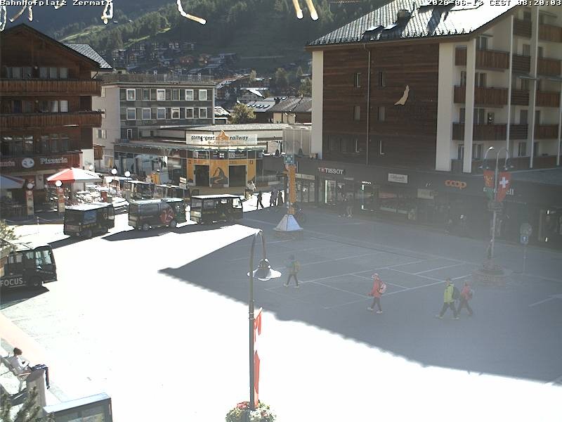 Archived image Webcam Zermatt Railway station