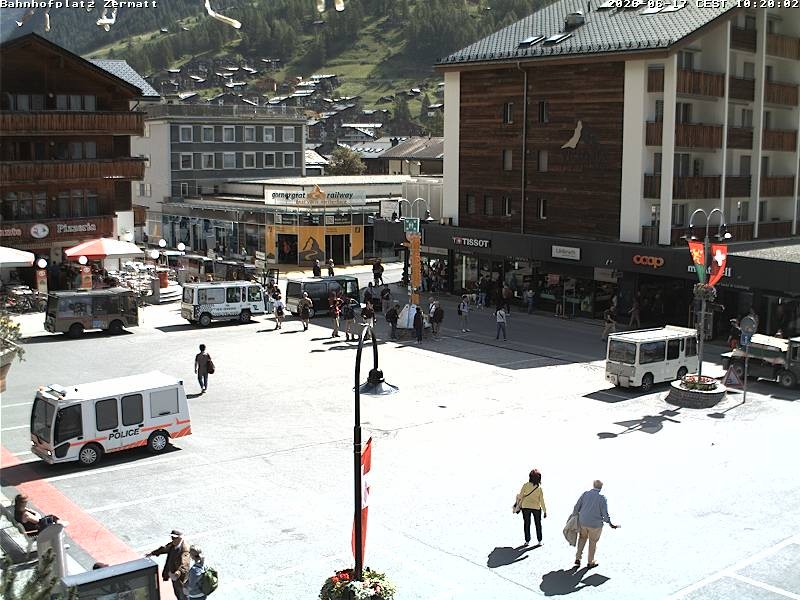 Archiv Foto Webcam Zermatt Bahnhofplatz
