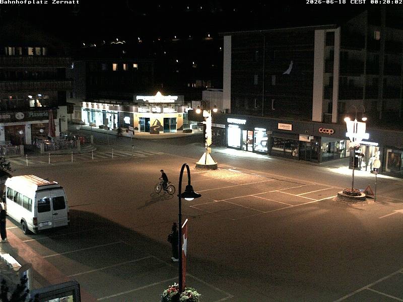 Archived image Webcam Zermatt Railway station