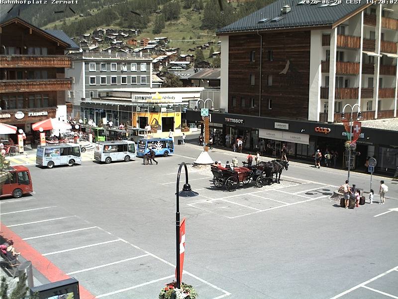 Archived image Webcam Zermatt Railway station