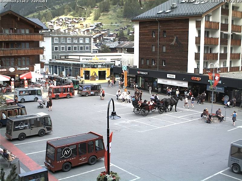 Archived image Webcam Zermatt Railway station