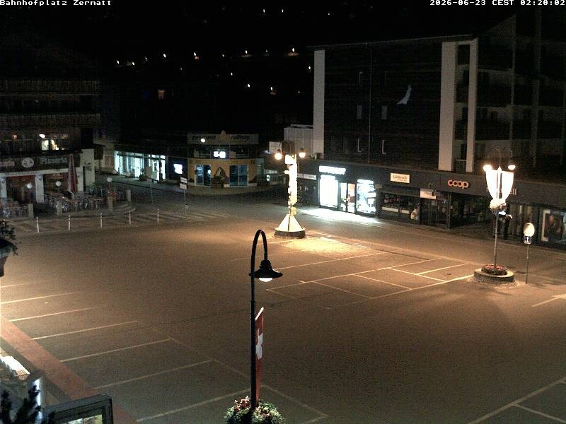 Archiv Foto Webcam Zermatt Bahnhofplatz