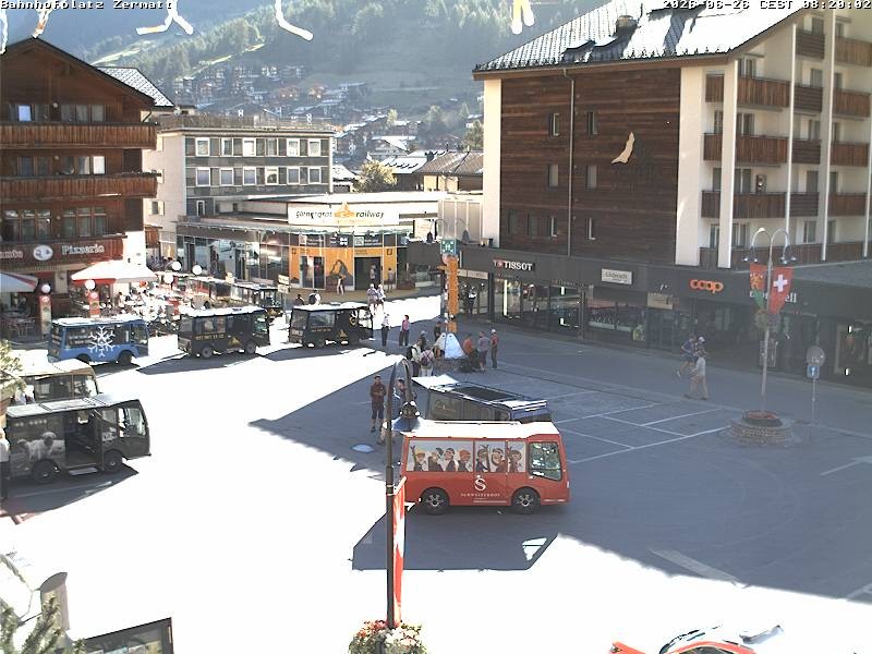 Archived image Webcam Zermatt Railway station