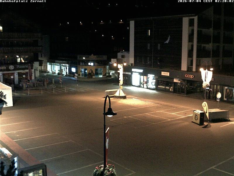 Archiv Foto Webcam Zermatt Bahnhofplatz
