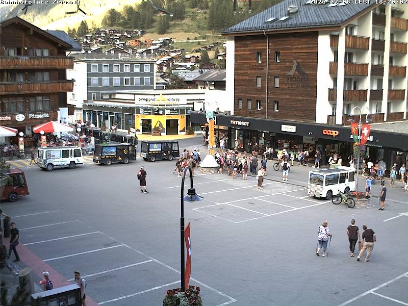 Archived image Webcam Zermatt Railway station