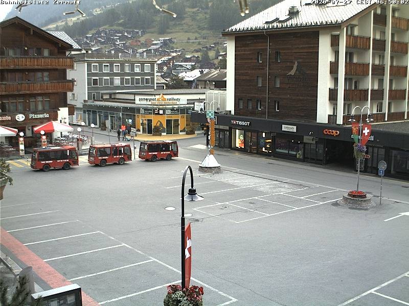 Archived image Webcam Zermatt Railway station