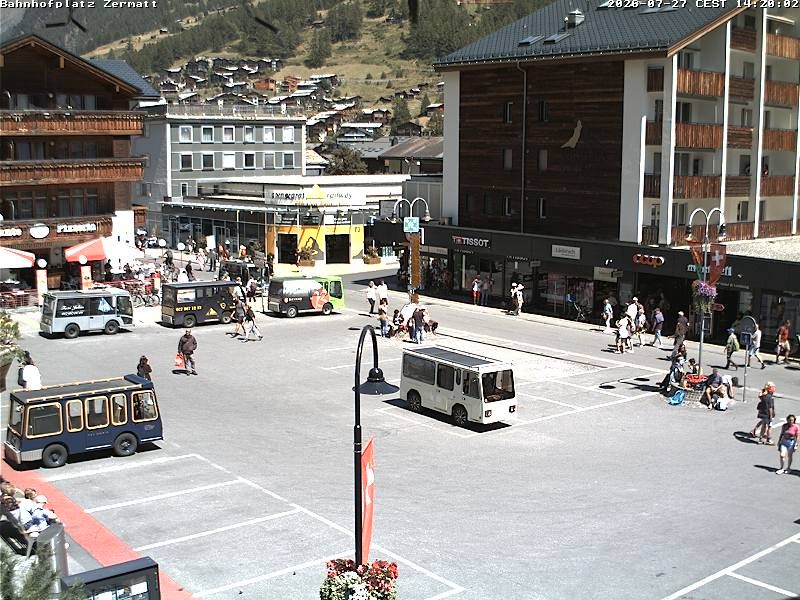 Archived image Webcam Zermatt Railway station