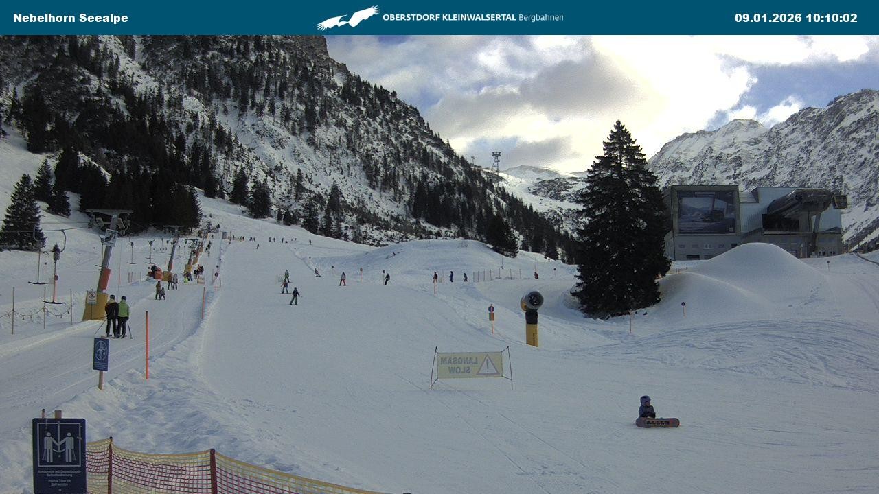 Archived image Webcam Cable car Nebelhorn station Seealpe