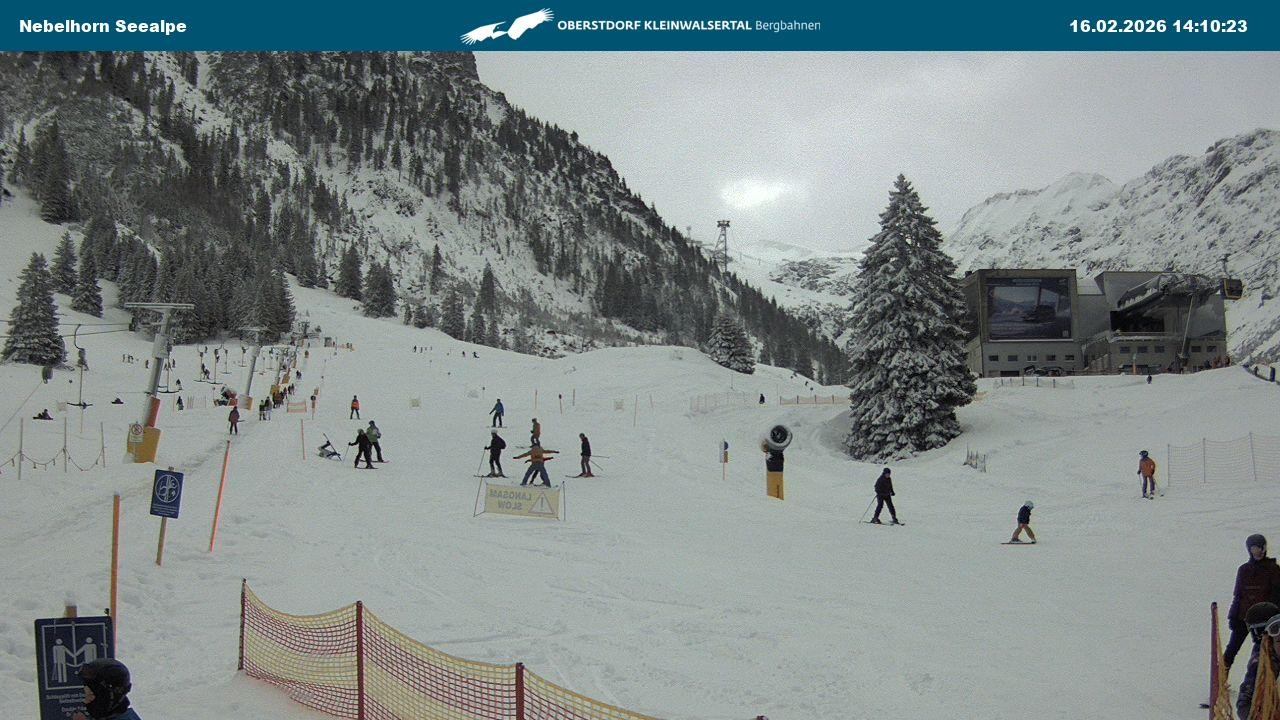 Archived image Webcam Cable car Nebelhorn station Seealpe