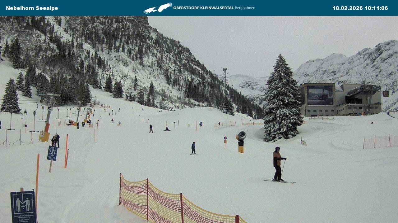 Archived image Webcam Cable car Nebelhorn station Seealpe