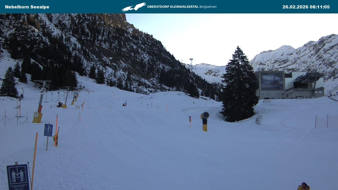 Archived image Webcam Cable car Nebelhorn station Seealpe