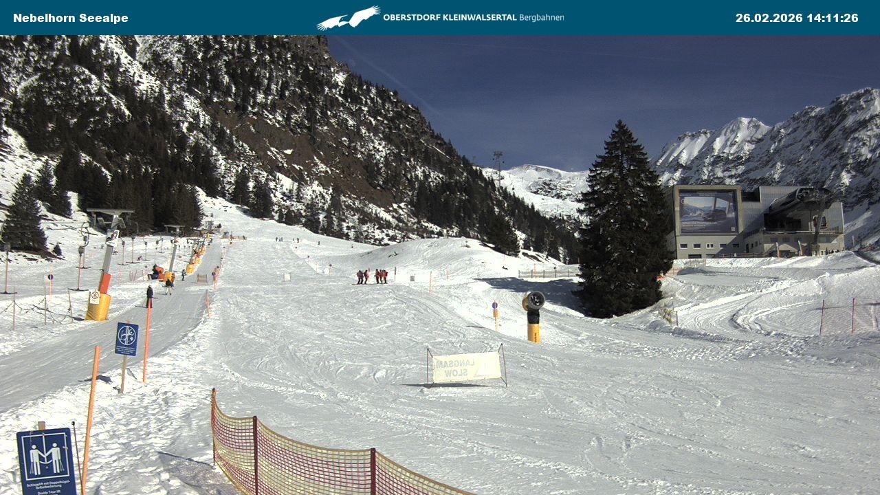 Archived image Webcam Cable car Nebelhorn station Seealpe