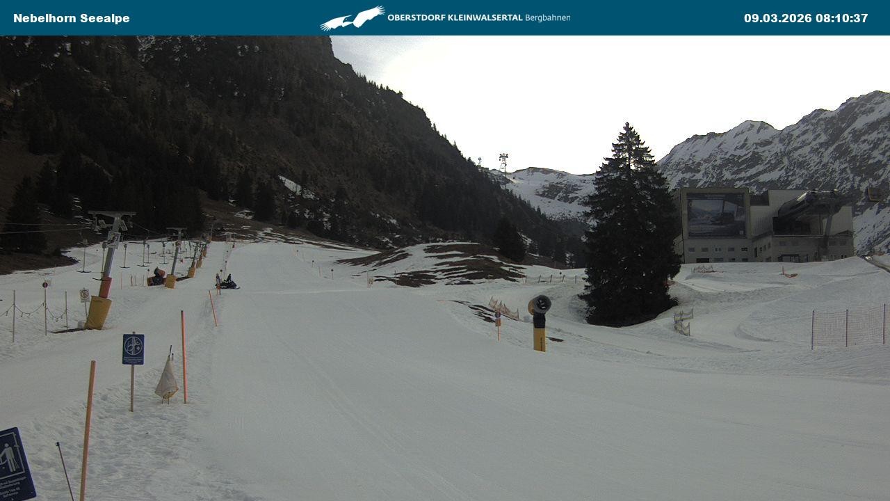 Archived image Webcam Cable car Nebelhorn station Seealpe