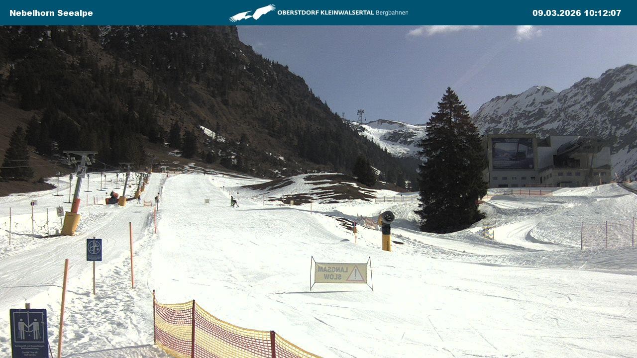 Archived image Webcam Cable car Nebelhorn station Seealpe