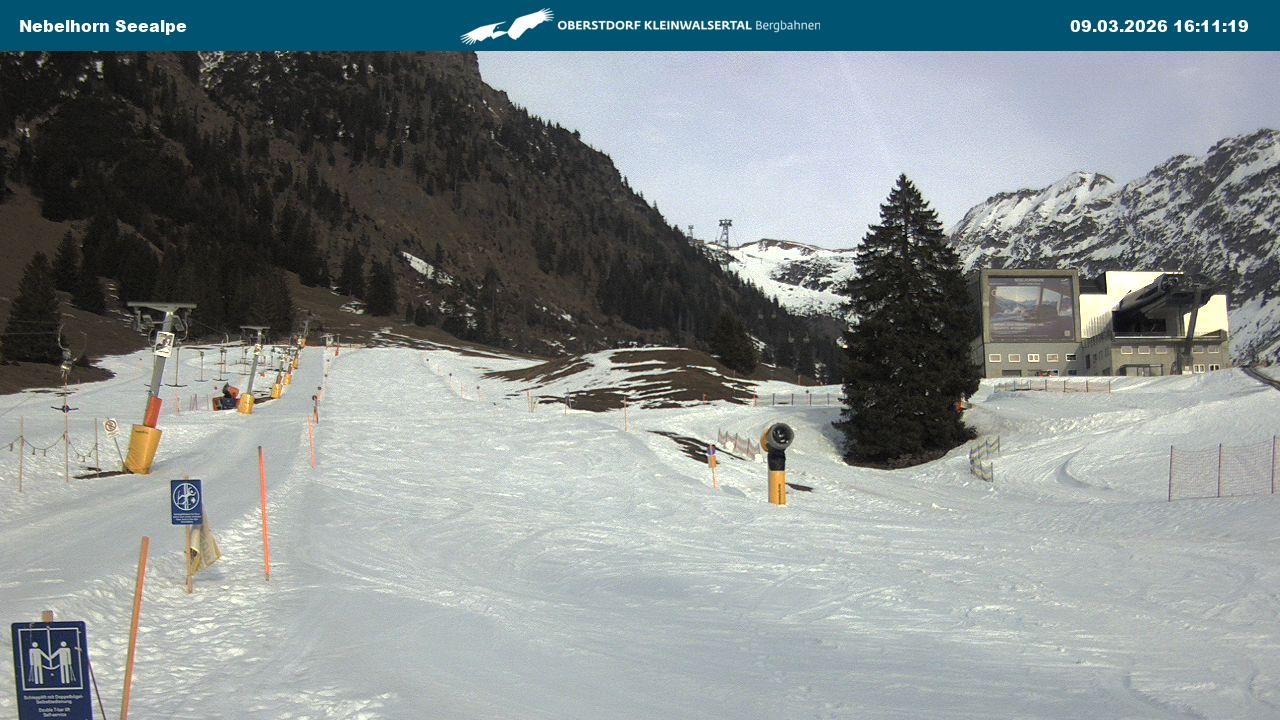 Archived image Webcam Cable car Nebelhorn station Seealpe