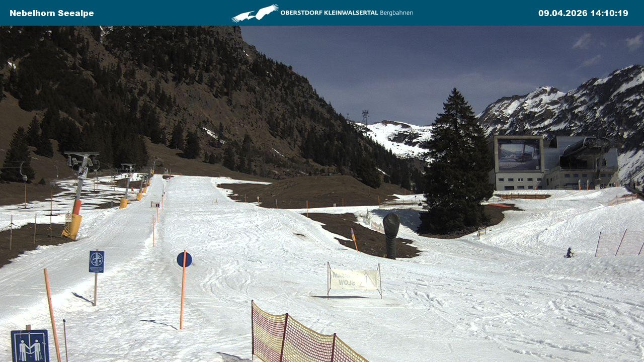 Archived image Webcam Cable car Nebelhorn station Seealpe