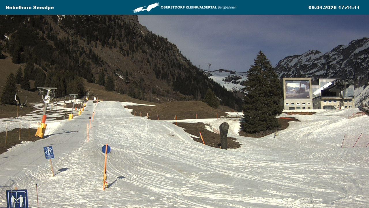 Archived image Webcam Cable car Nebelhorn station Seealpe