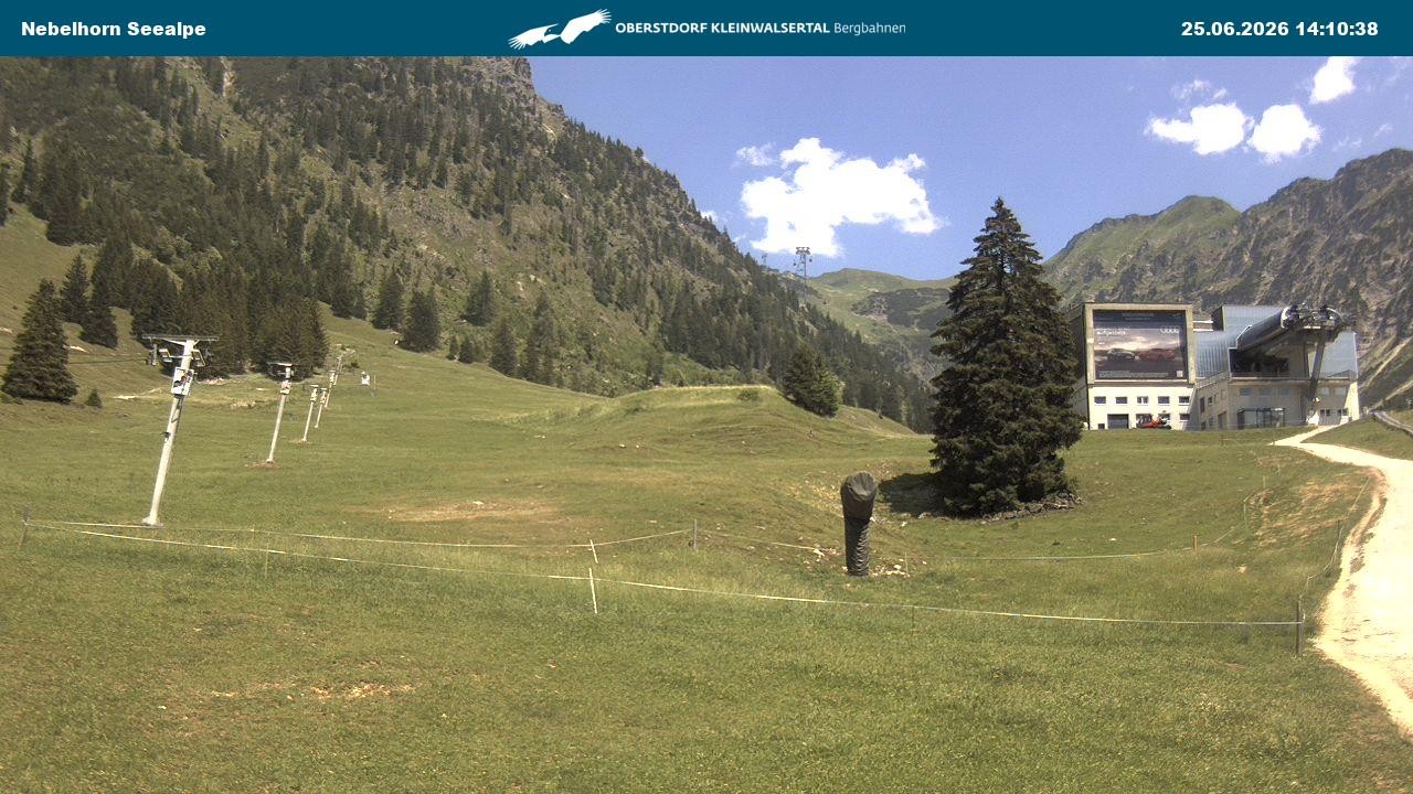 Archived image Webcam Cable car Nebelhorn station Seealpe