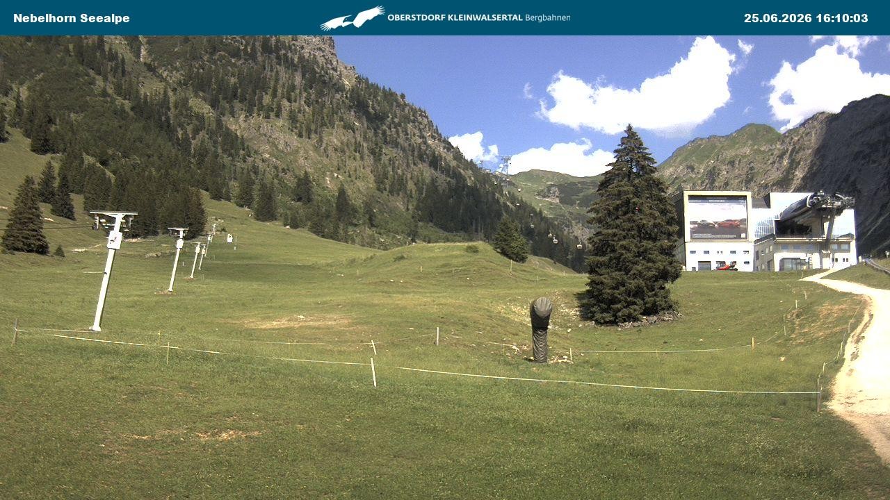 Archived image Webcam Cable car Nebelhorn station Seealpe