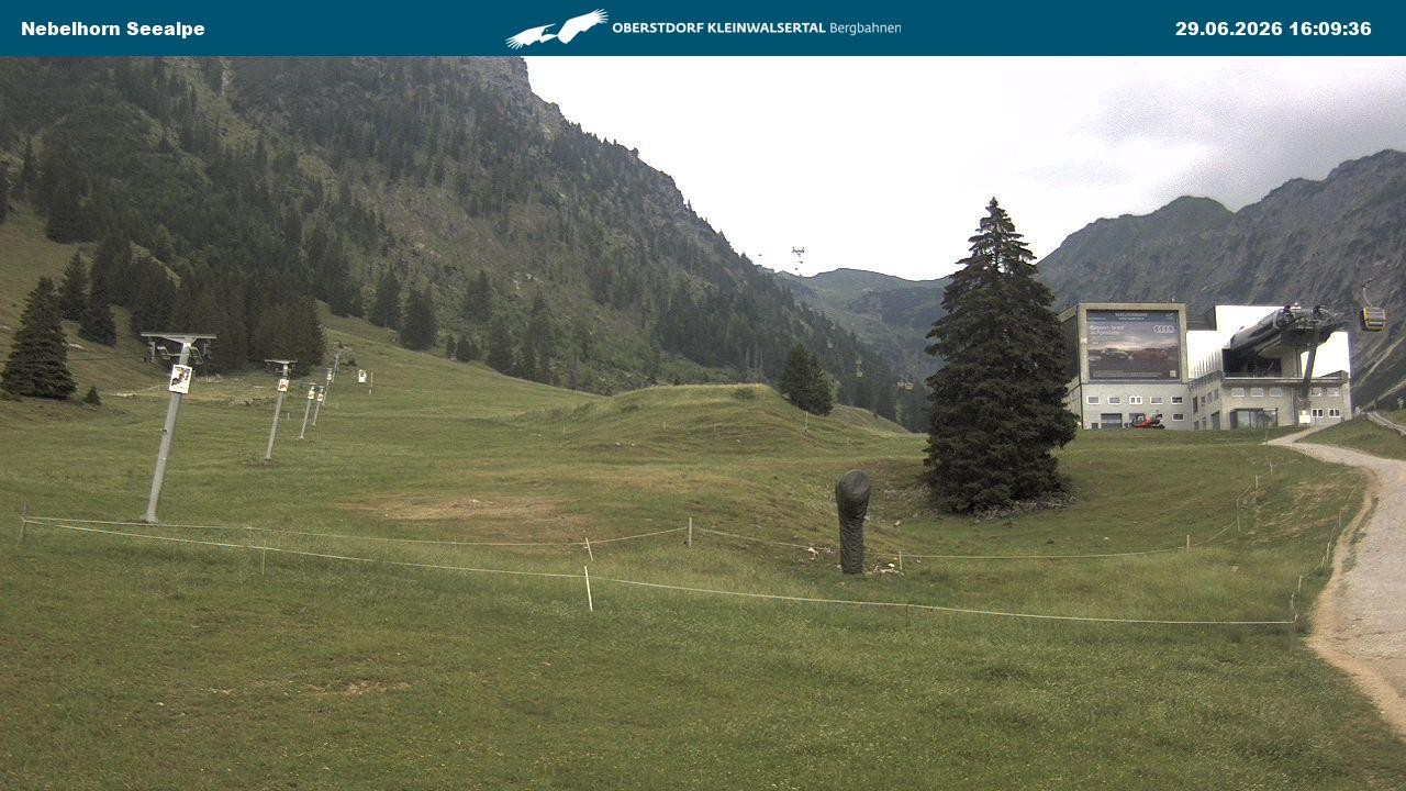Archived image Webcam Cable car Nebelhorn station Seealpe