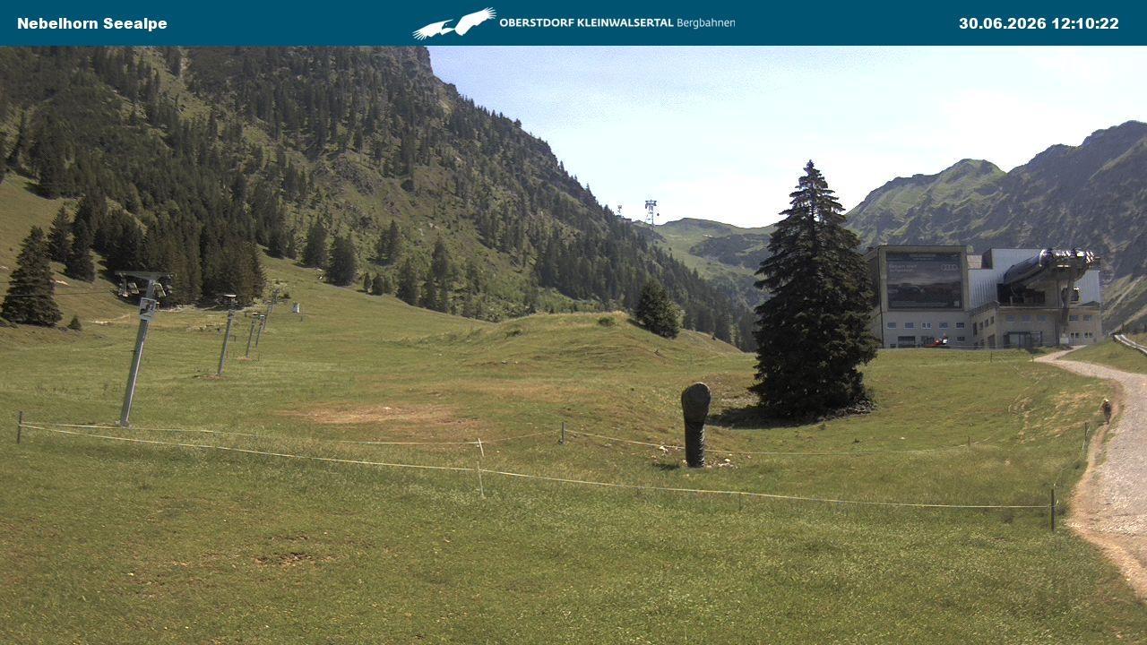 Archived image Webcam Cable car Nebelhorn station Seealpe