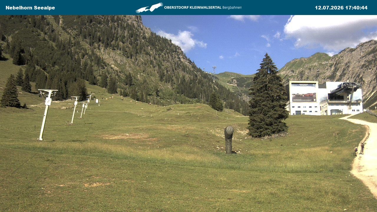 Archived image Webcam Cable car Nebelhorn station Seealpe