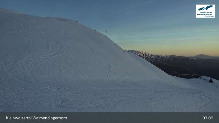 Archived image Webcam Walmendingerhorn Mittelberg