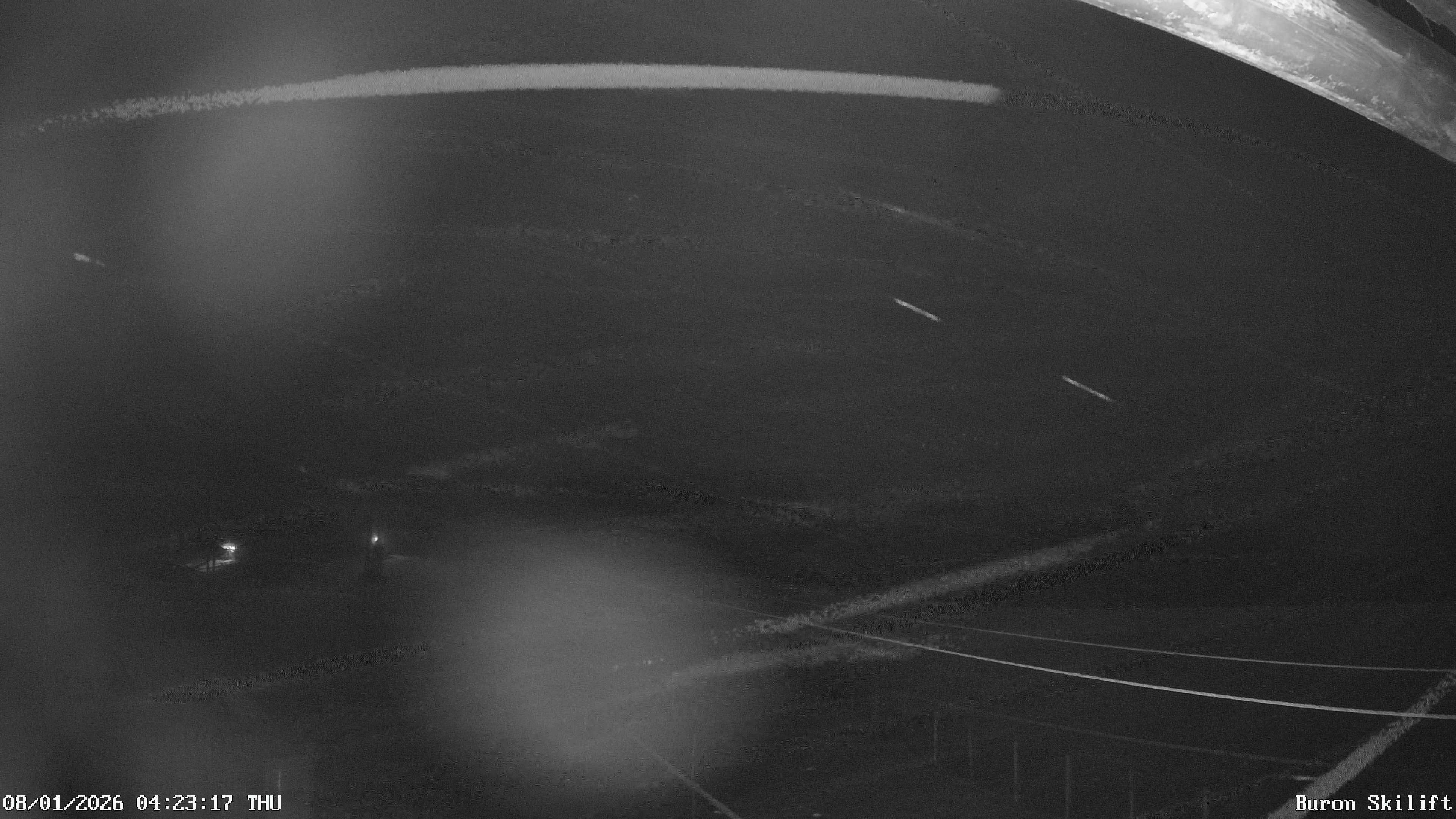 Archiv Foto Webcam Blick von der Talstation des Schlepplifts Buron auf den Lift und die Piste