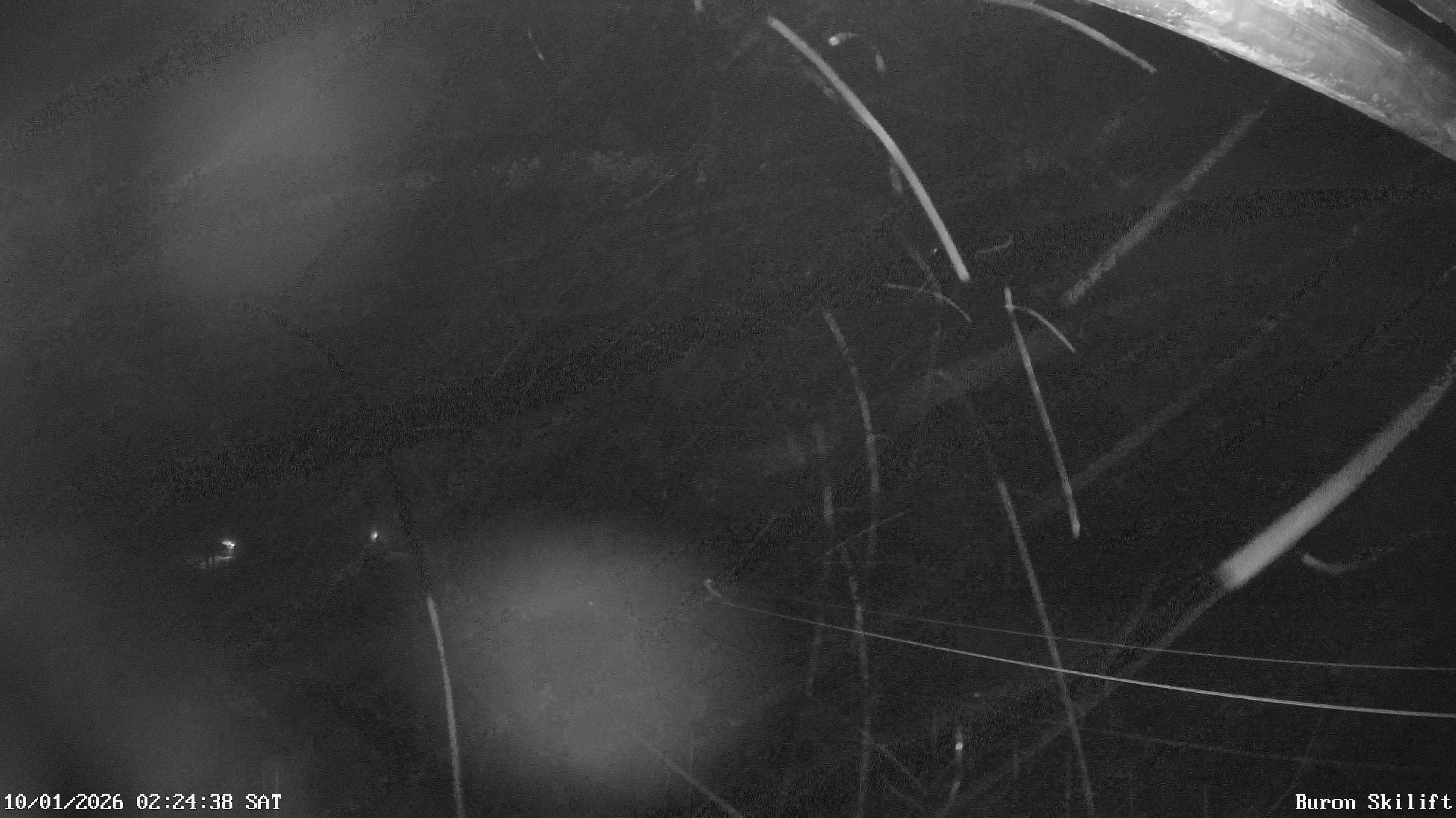 Archiv Foto Webcam Blick von der Talstation des Schlepplifts Buron auf den Lift und die Piste