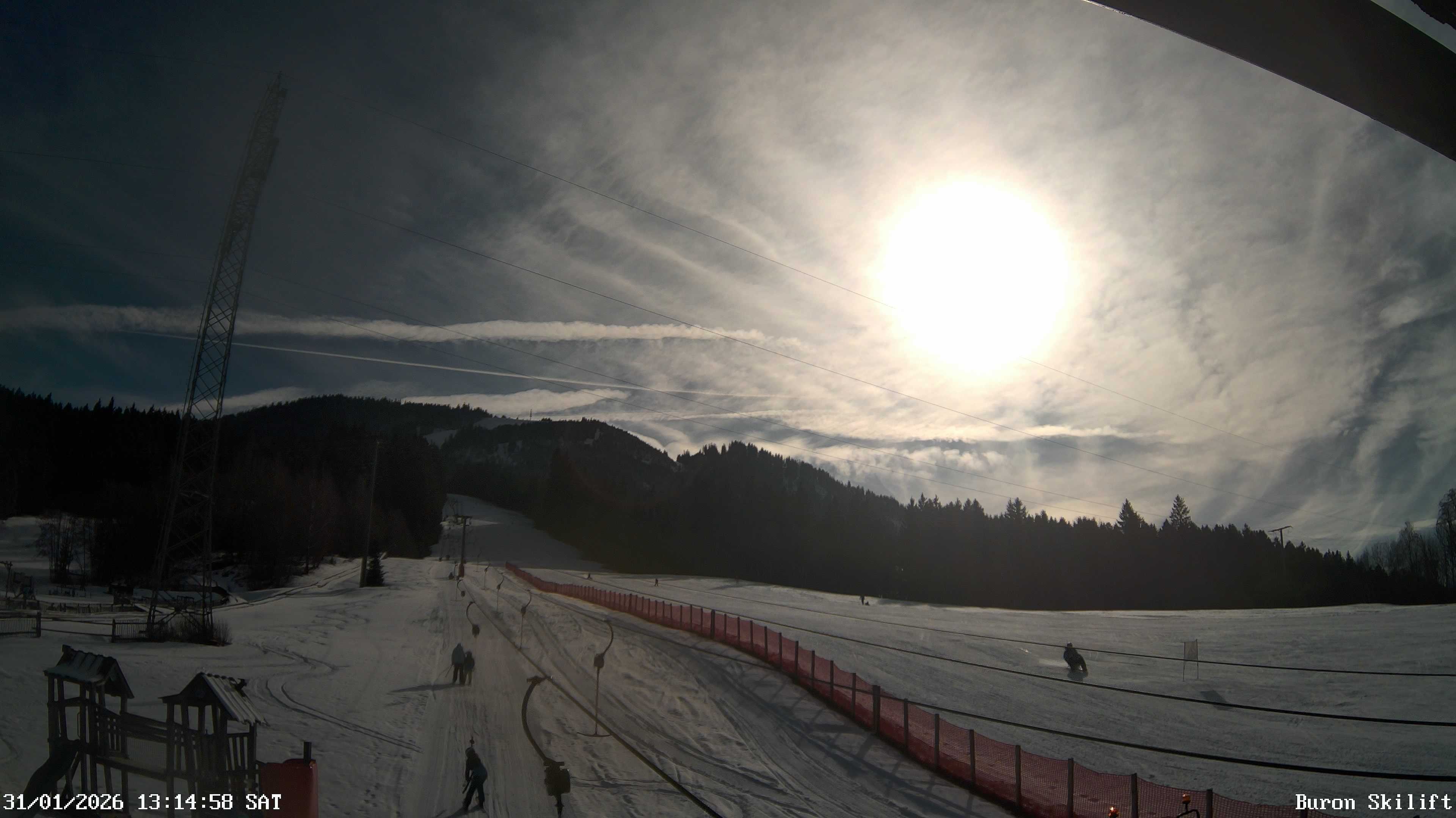 Archiv Foto Webcam Blick von der Talstation des Schlepplifts Buron auf den Lift und die Piste