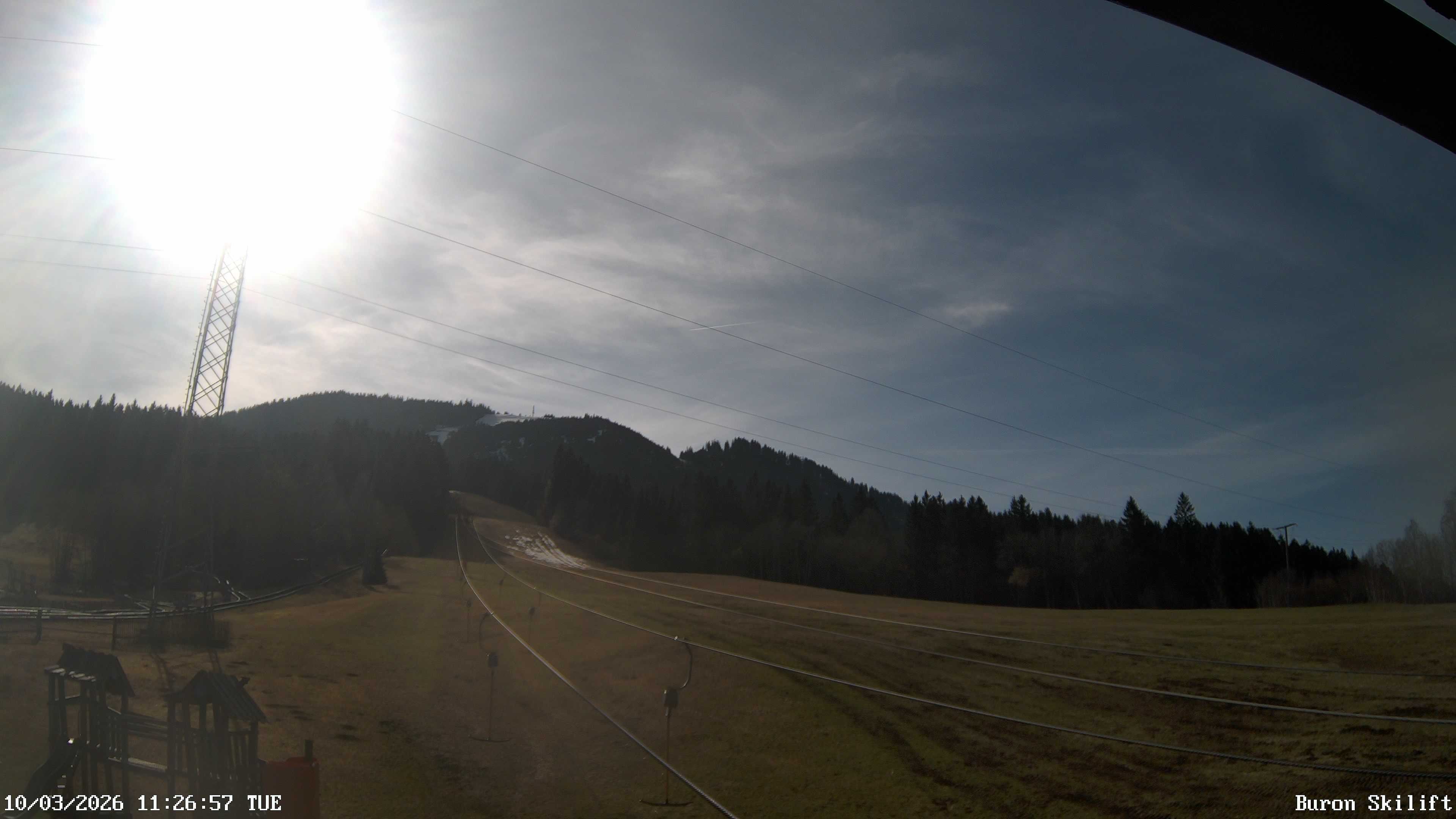 Archived image Webcam Enjoy the panoama view of the ski trail and lift in Buron