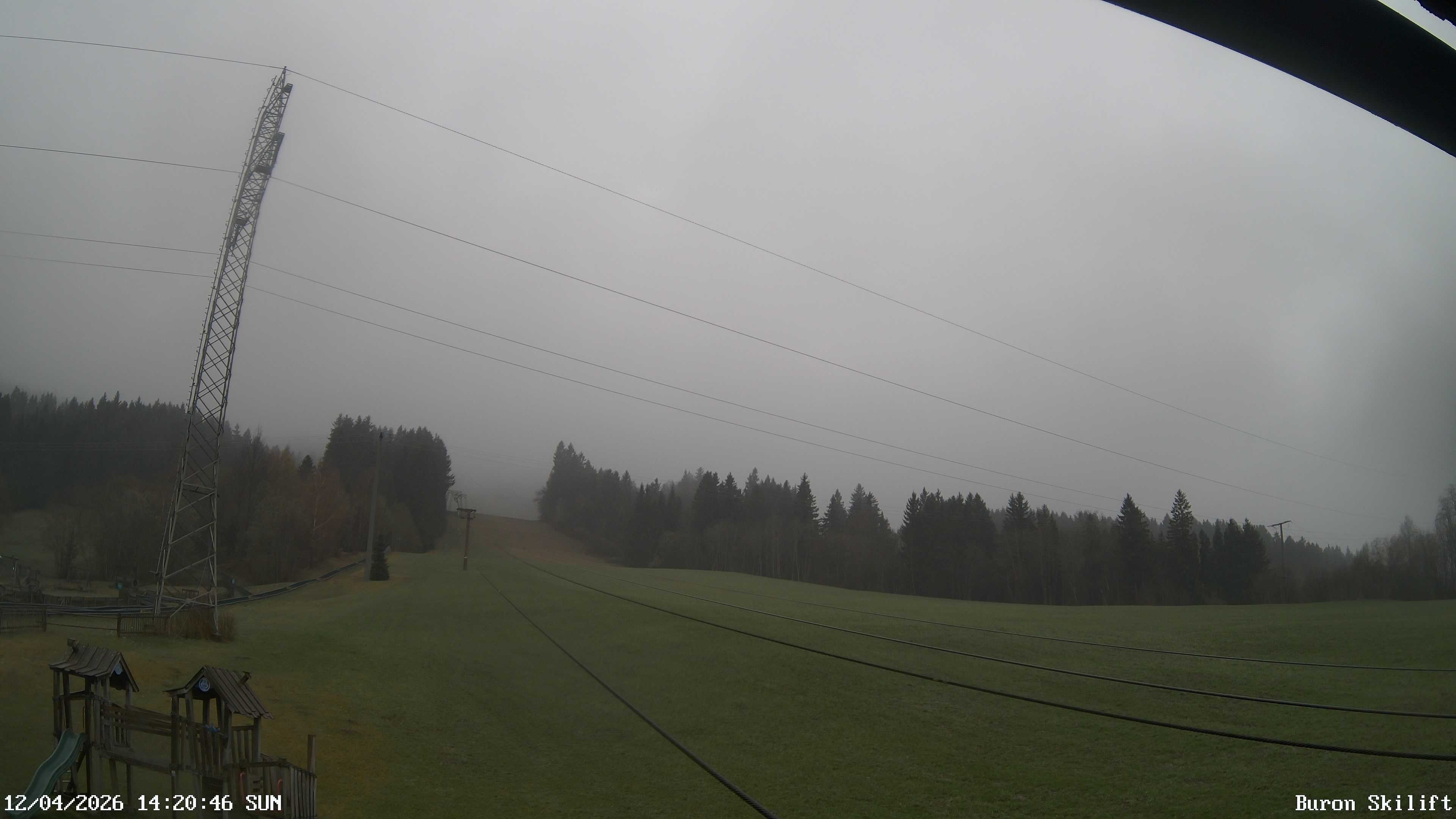 Archived image Webcam Enjoy the panoama view of the ski trail and lift in Buron