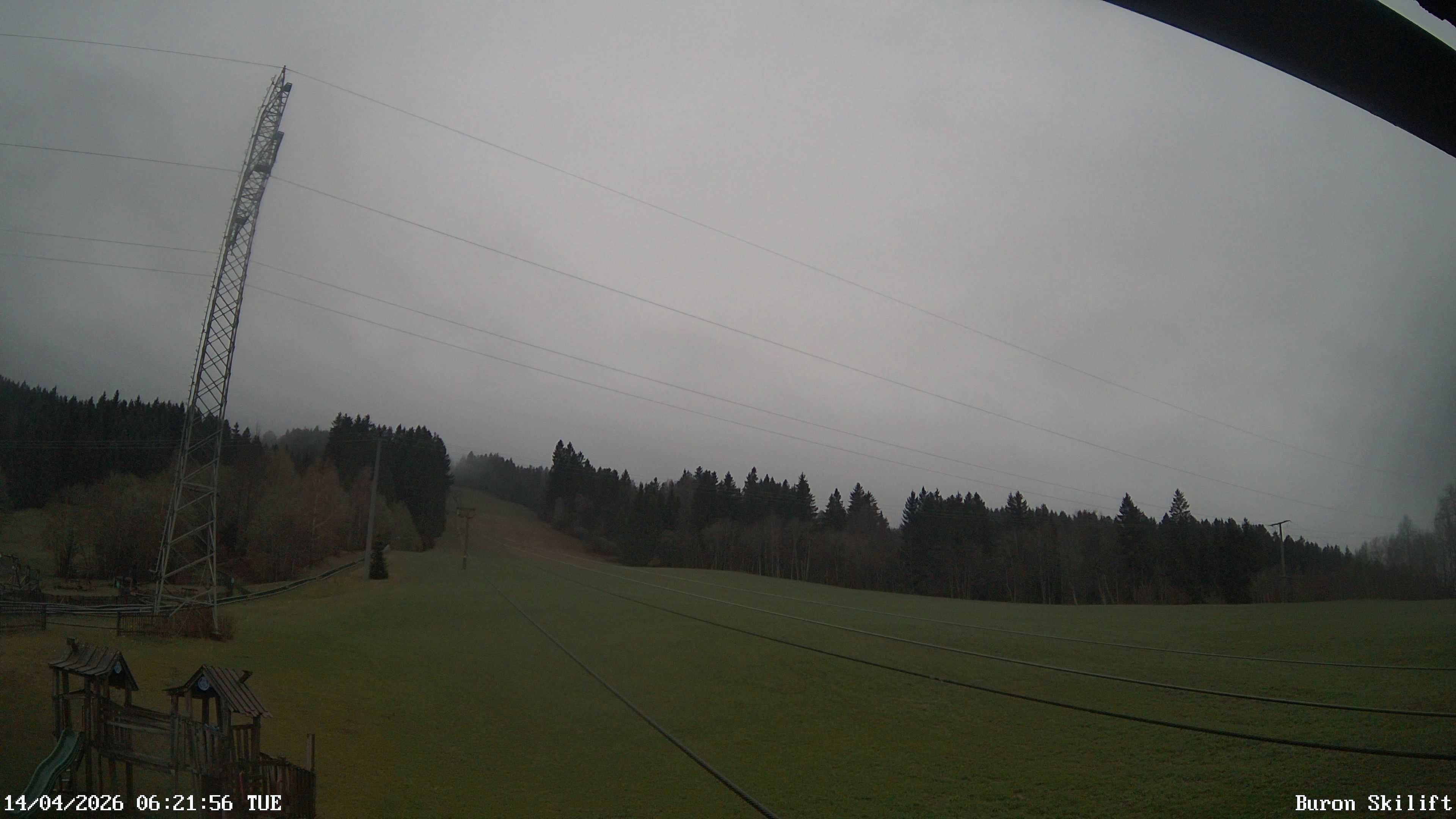 Archived image Webcam Enjoy the panoama view of the ski trail and lift in Buron