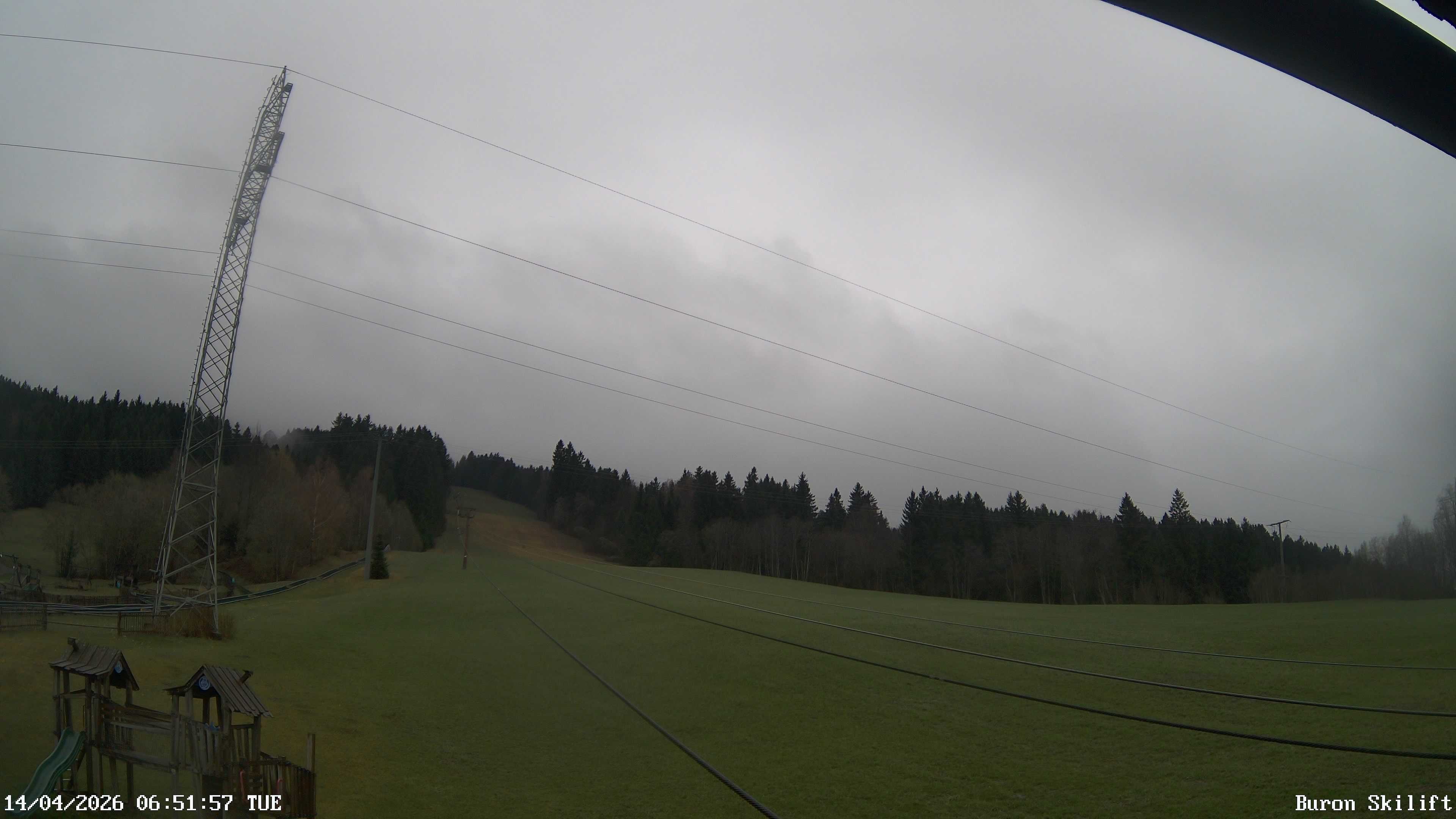 Archived image Webcam Enjoy the panoama view of the ski trail and lift in Buron