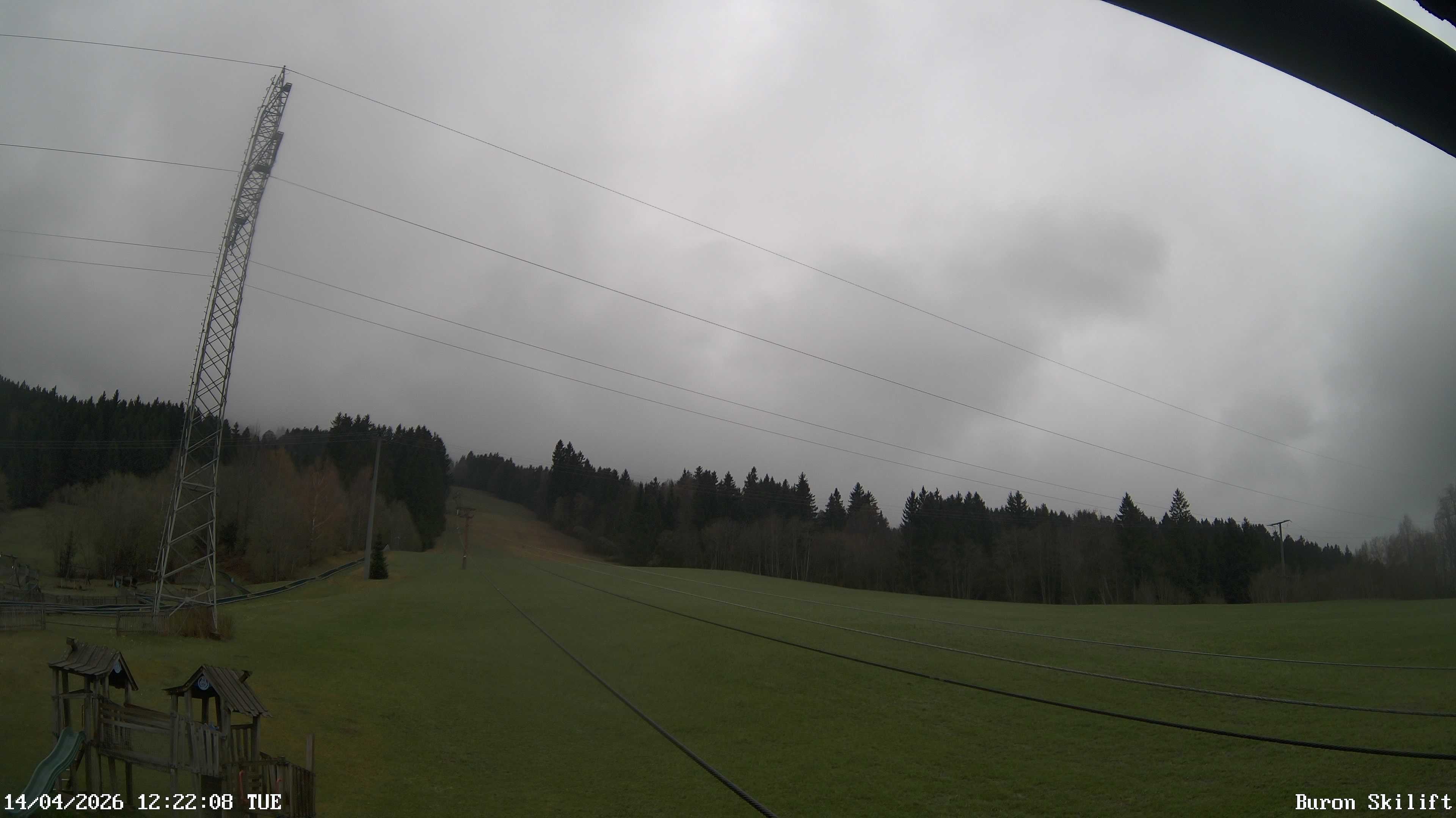 Archived image Webcam Enjoy the panoama view of the ski trail and lift in Buron