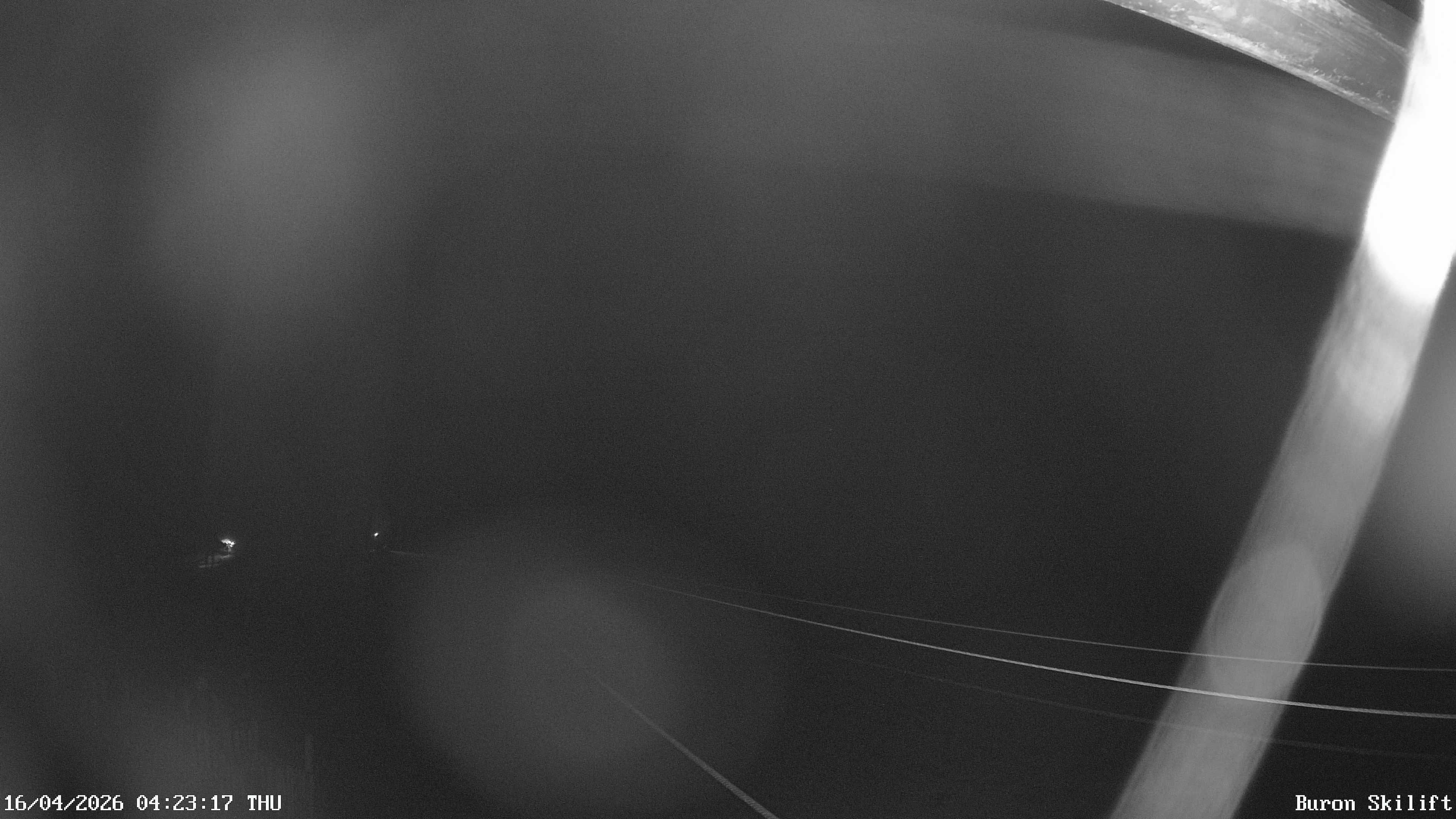 Archiv Foto Webcam Blick von der Talstation des Schlepplifts Buron auf den Lift und die Piste